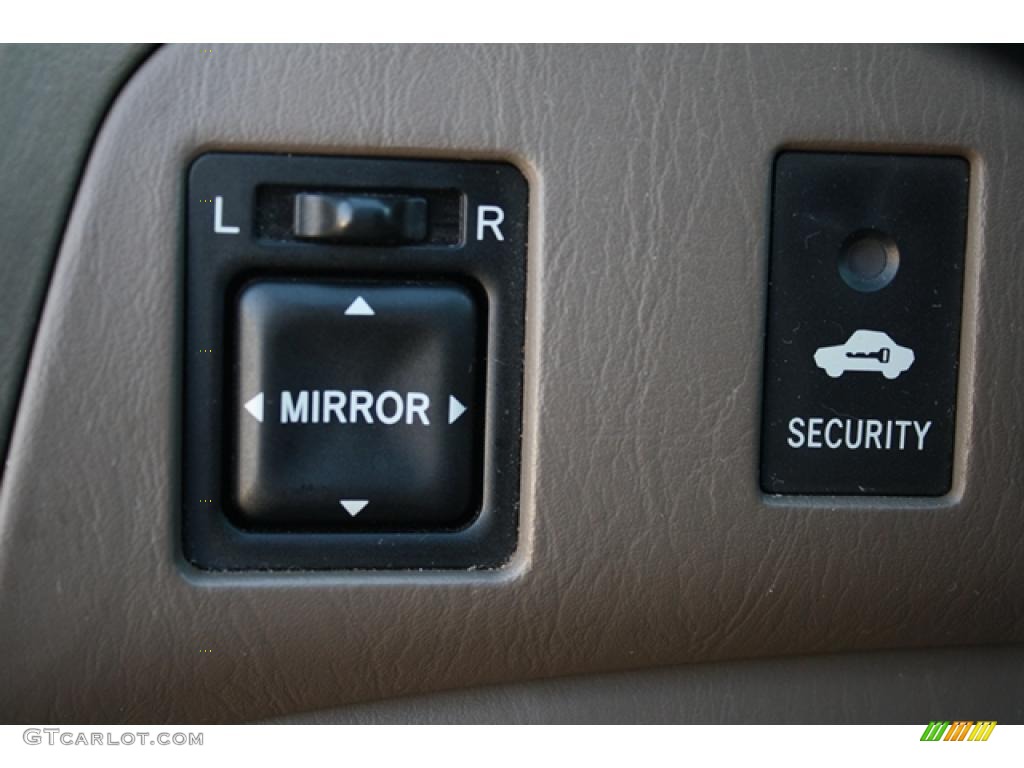 2003 RX 300 AWD - Millenium Silver Metallic / Ivory photo #22