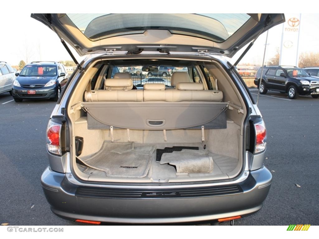 2003 Lexus RX 300 AWD Trunk Photo #39680451