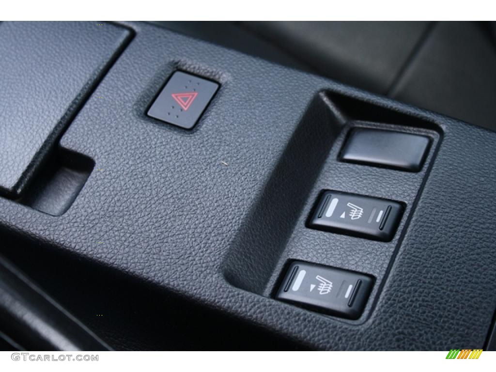 2003 Nissan 350Z Touring Coupe Controls Photo #39680999
