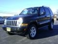 2007 Black Clearcoat Jeep Liberty Limited 4x4  photo #3