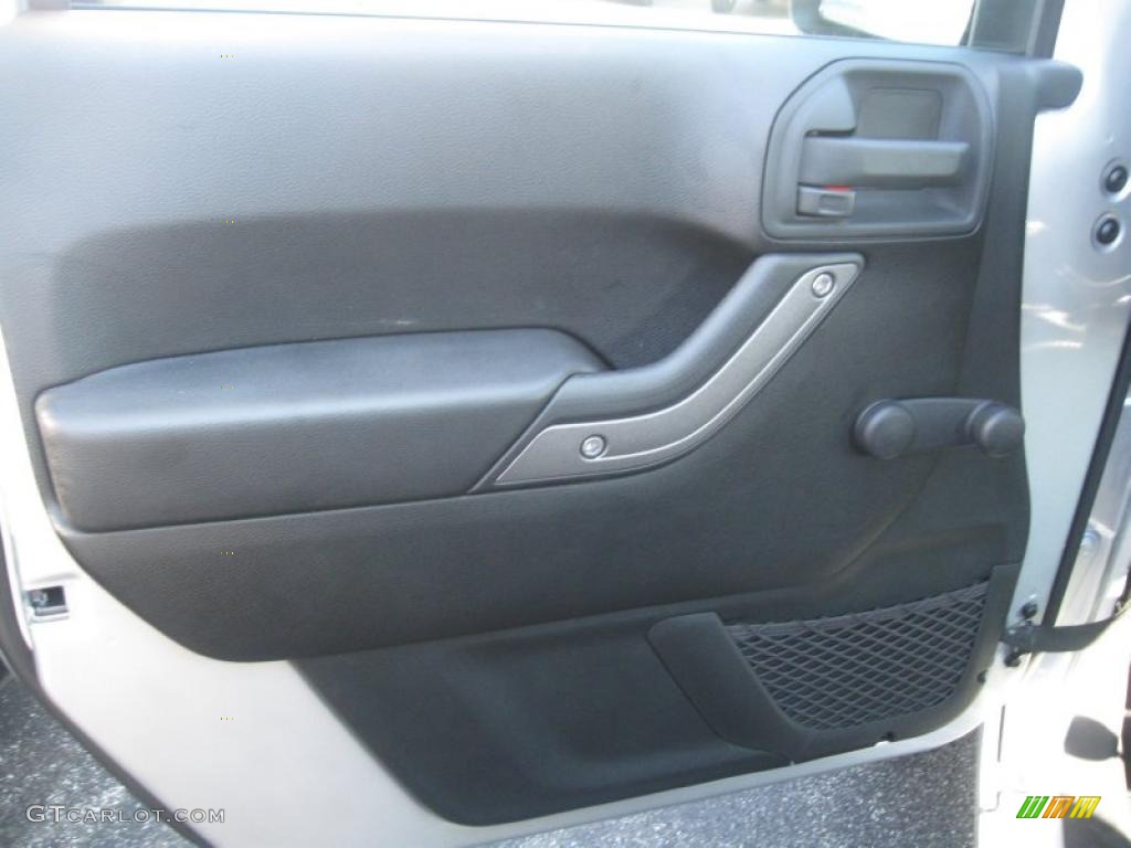 2011 Wrangler Sport S 4x4 - Bright Silver Metallic / Black photo #6