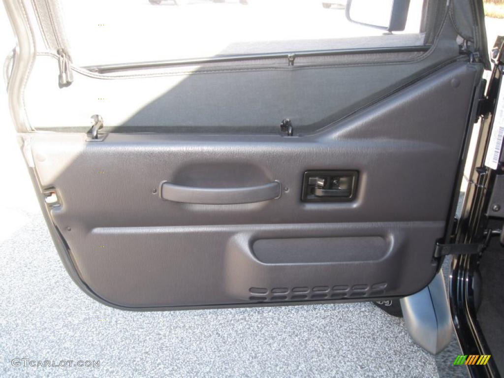 2002 Wrangler X 4x4 - Black / Agate Black photo #12