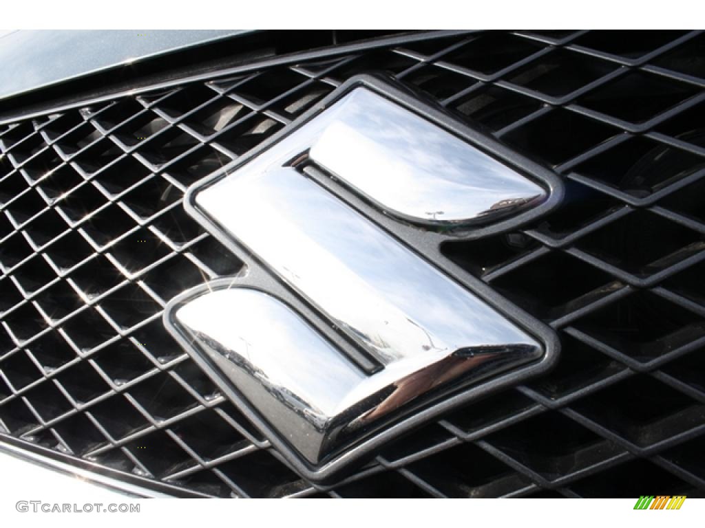 2008 Suzuki Grand Vitara Luxury 4x4 Marks and Logos Photos
