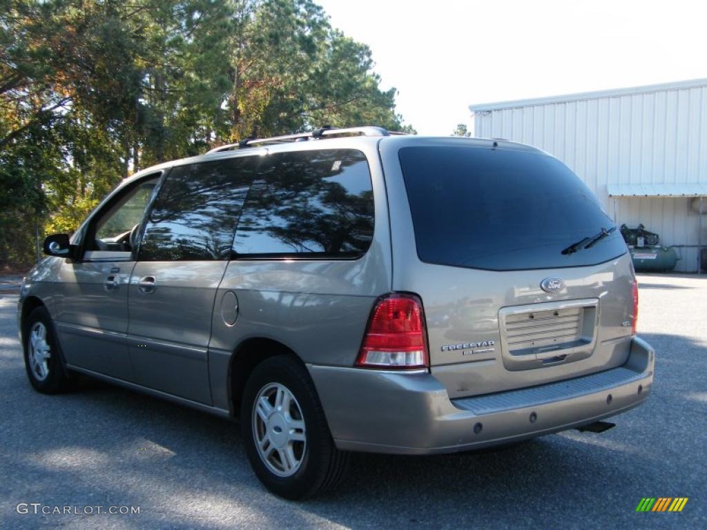 2004 Freestar SEL - Arizona Beige Metallic / Pebble Beige photo #3