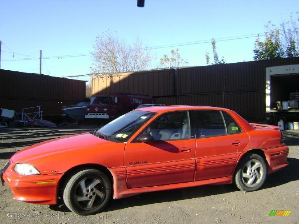 1994 Grand Am GT Sedan - Bright Red / Dark Gray photo #1