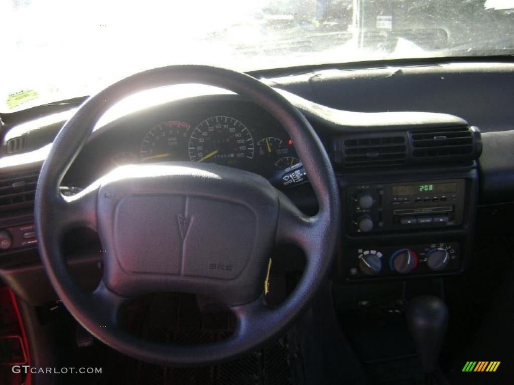 1994 Grand Am GT Sedan - Bright Red / Dark Gray photo #5
