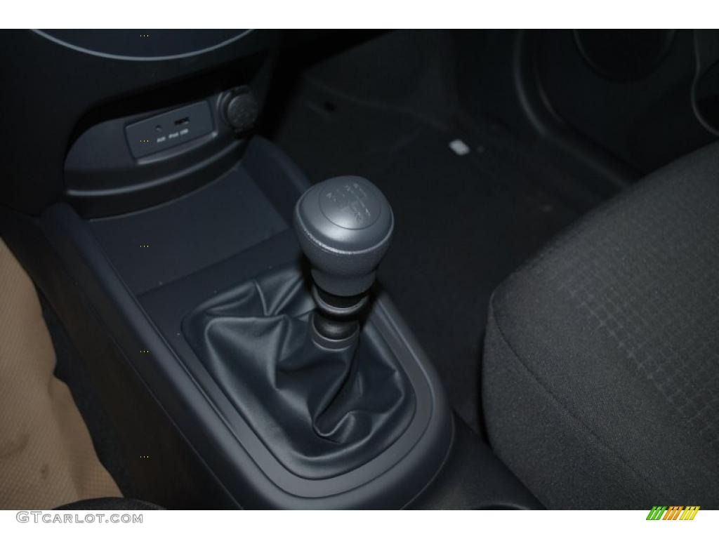 2011 Kia Soul 1.6 5 Speed Manual Transmission Photo #39687139