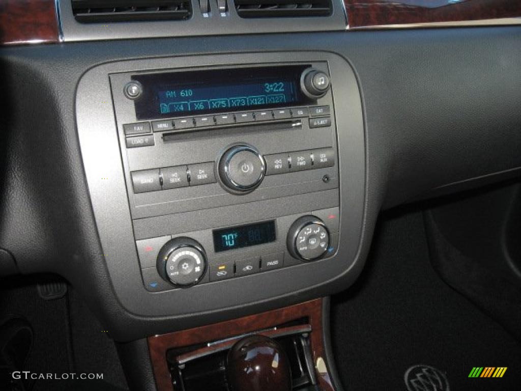 2010 Buick Lucerne CXL Special Edition Controls Photo #39688435