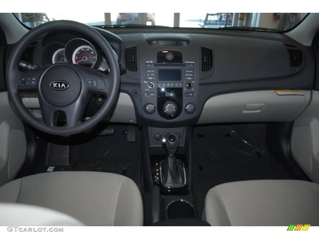 2011 Kia Forte LX Stone Dashboard Photo #39688587