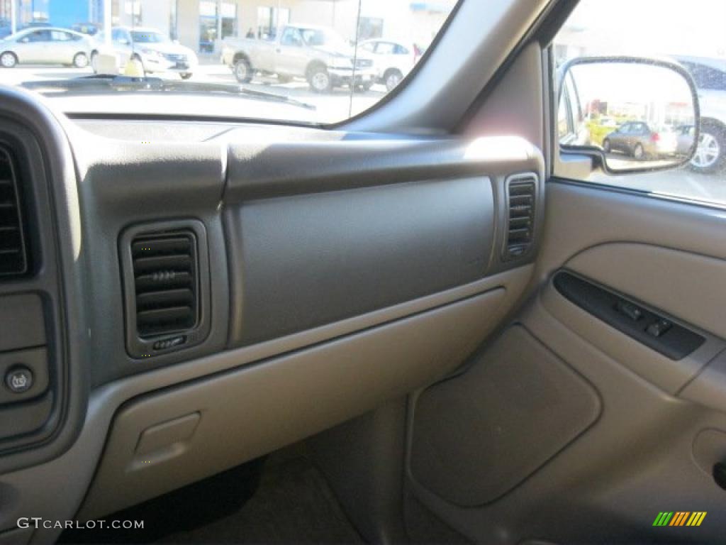 2004 Tahoe LS - Dark Blue Metallic / Gray/Dark Charcoal photo #24