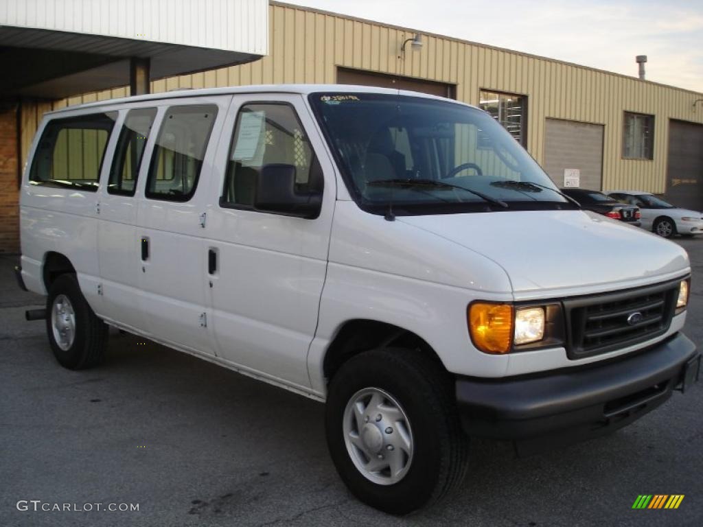 Oxford White 2007 Ford E Series Van E350 Super Duty Commercial Exterior Photo #39693039