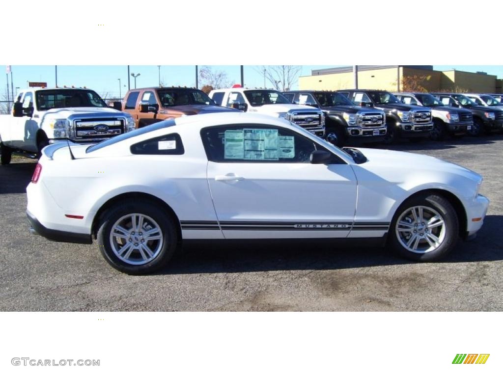 2011 Mustang V6 Coupe - Performance White / Charcoal Black photo #6