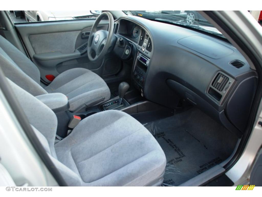 2004 Elantra GLS Sedan - Sterling Silver / Gray photo #13