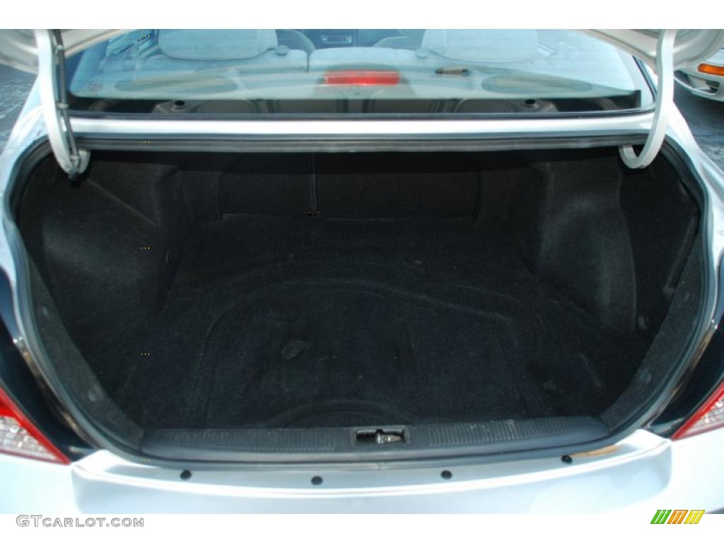 2004 Elantra GLS Sedan - Sterling Silver / Gray photo #21