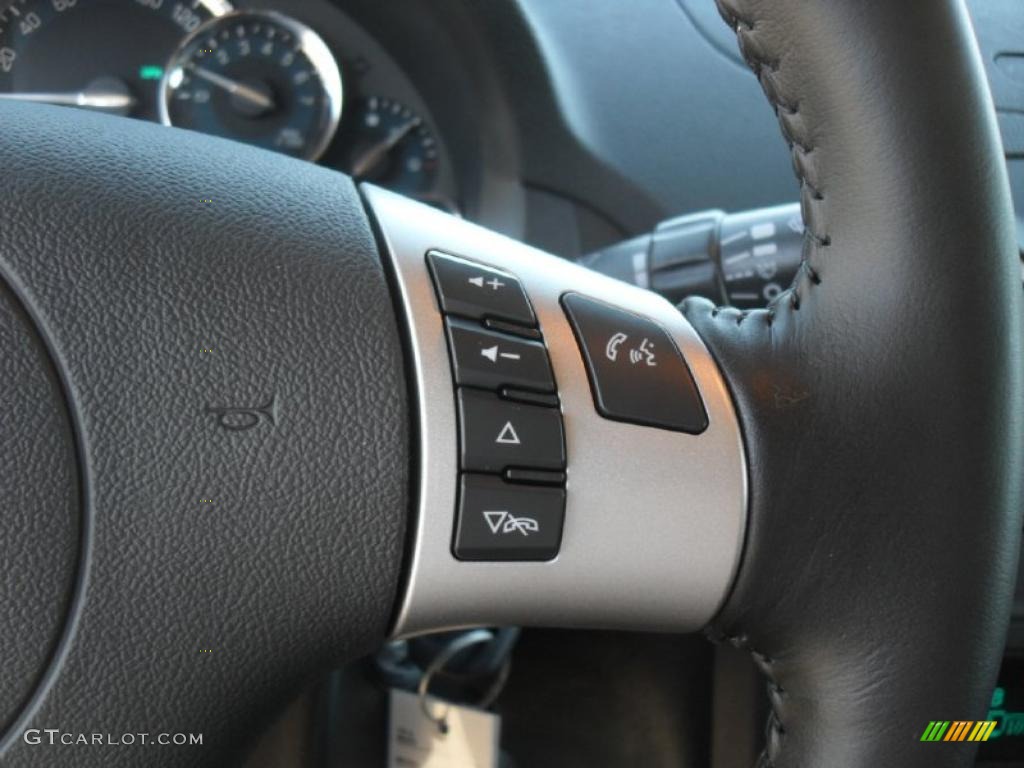2011 HHR LT - Arctic Ice White / Ebony photo #15