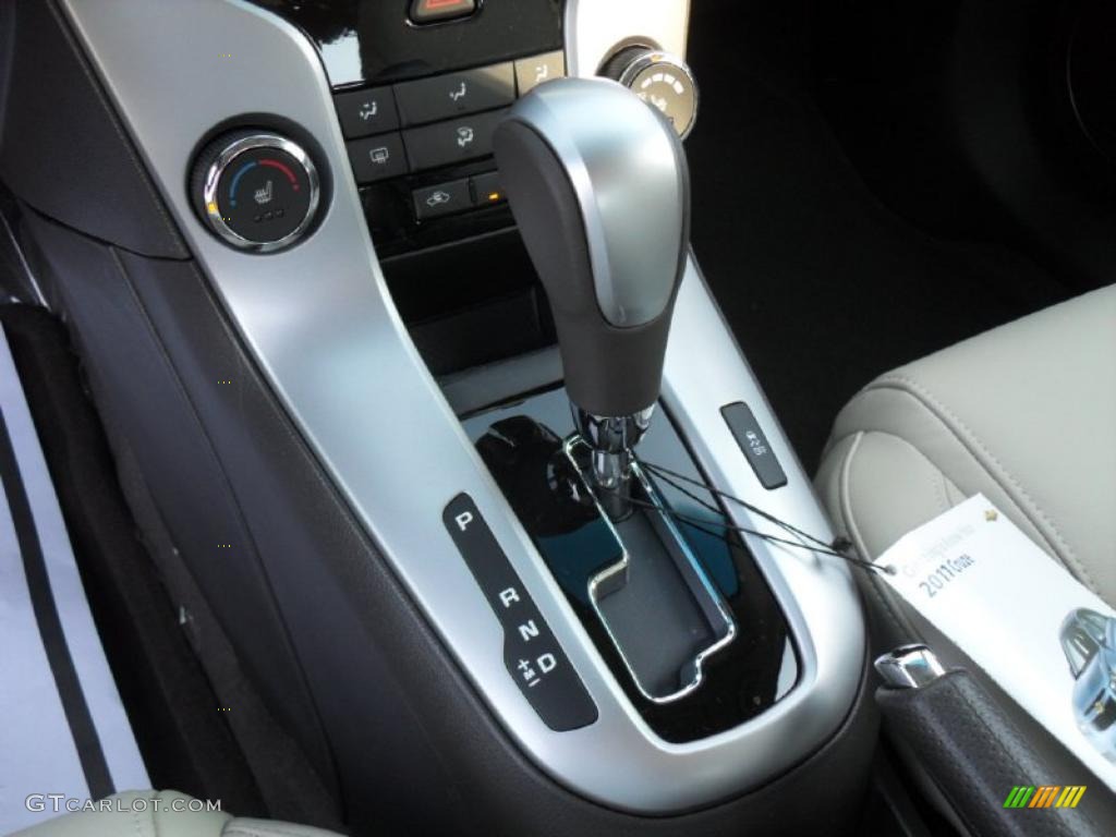 2011 Chevrolet Cruze LT 6 Speed Automatic Transmission Photo #39701511