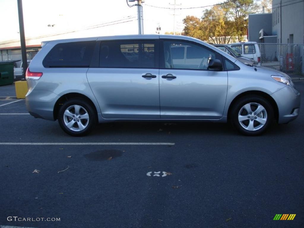 2011 Sienna  - Silver Sky Metallic / Light Gray photo #7