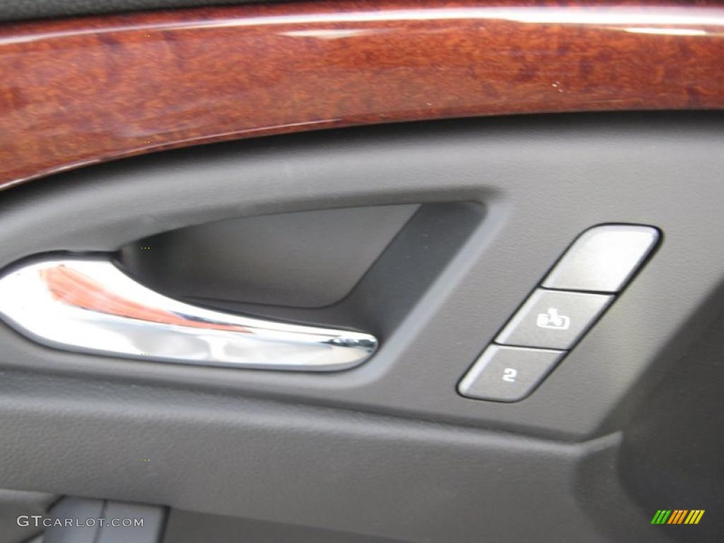 2011 Cadillac CTS 3.0 Sedan Controls Photo #39702647