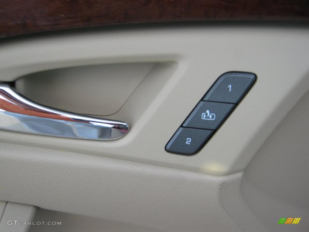 2011 Cadillac CTS 3.0 Sedan Controls Photo #39703527