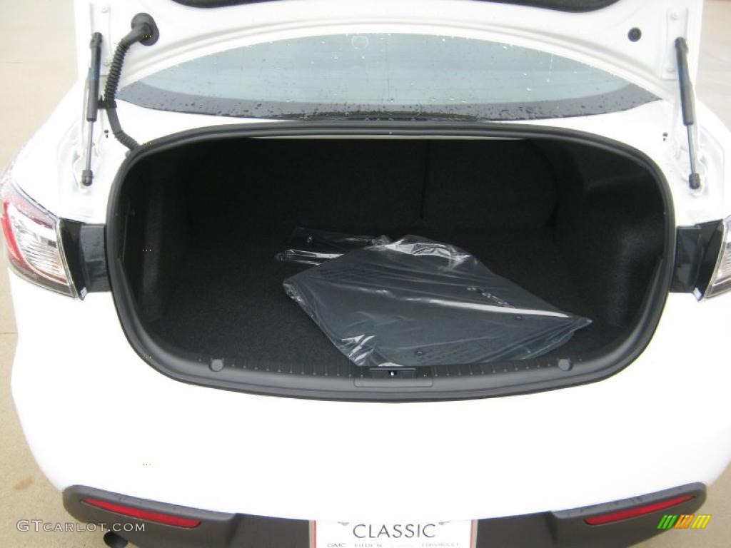 2011 MAZDA3 i Sport 4 Door - Crystal White Pearl Mica / Black photo #19