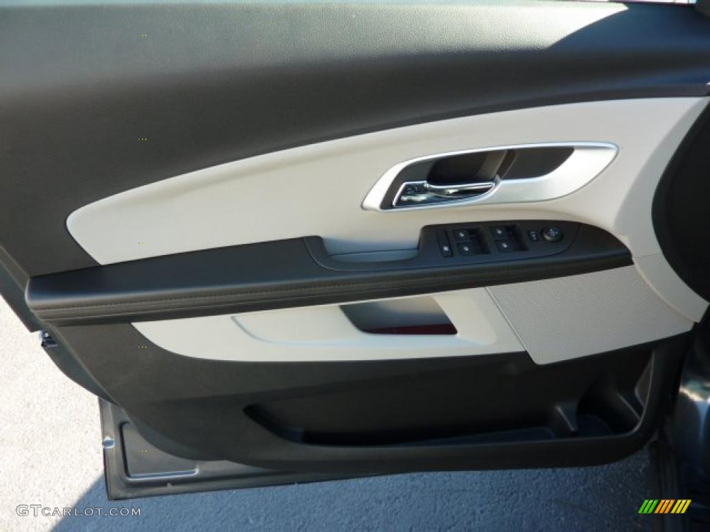 2011 Chevrolet Equinox LS AWD Light Titanium/Jet Black Door Panel Photo #39705625