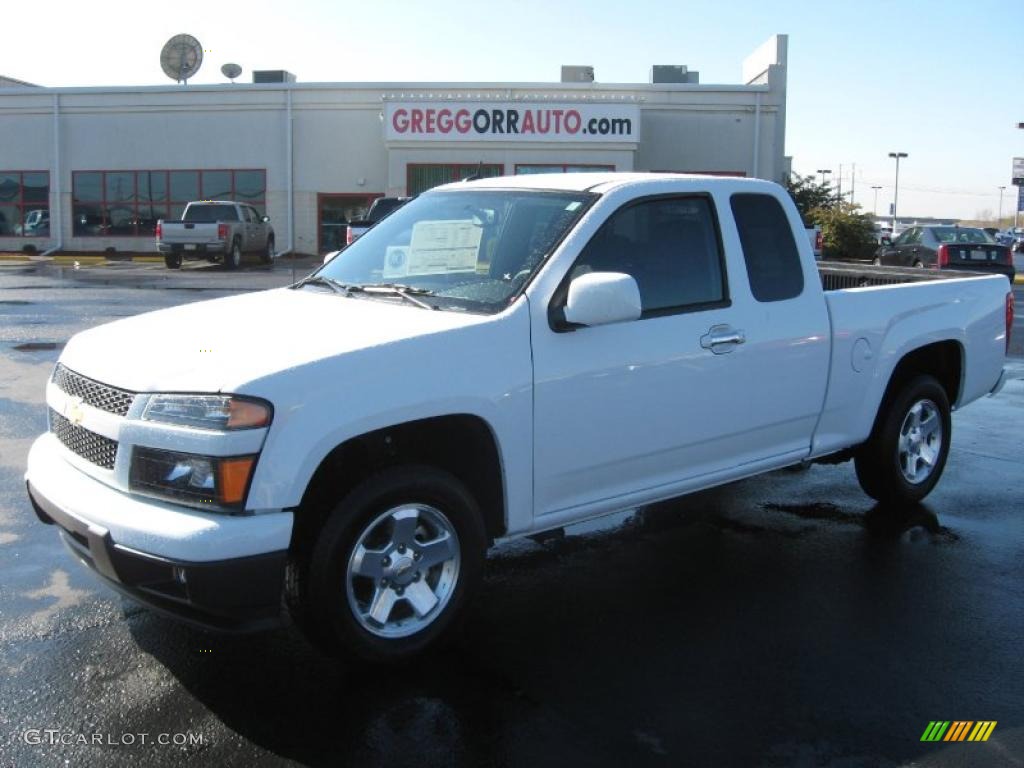 Summit White Chevrolet Colorado