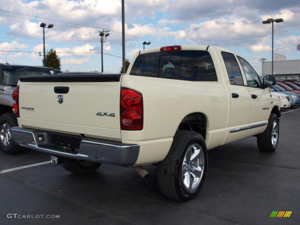 2007 Ram 1500 SLT Quad Cab 4x4 - Cool Vanilla / Khaki Beige photo #3