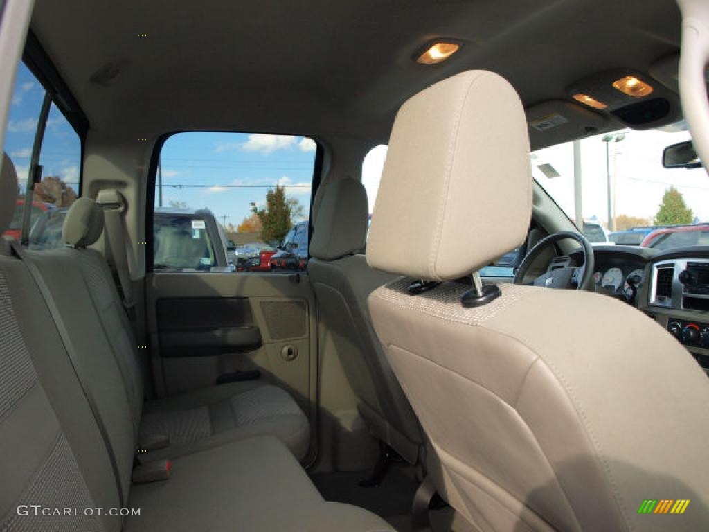 2007 Ram 1500 SLT Quad Cab 4x4 - Cool Vanilla / Khaki Beige photo #9