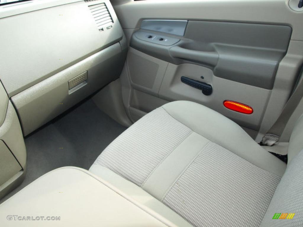 2007 Ram 1500 SLT Quad Cab 4x4 - Cool Vanilla / Khaki Beige photo #13
