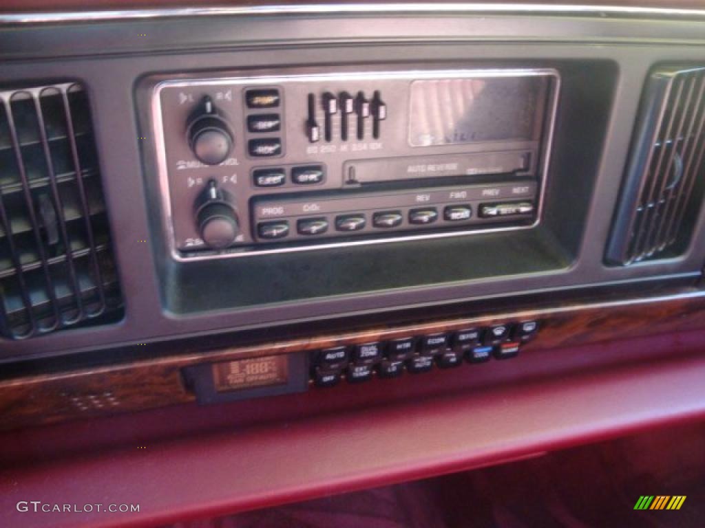 1992 Buick Park Avenue Ultra Supercharged Controls Photo #39707135