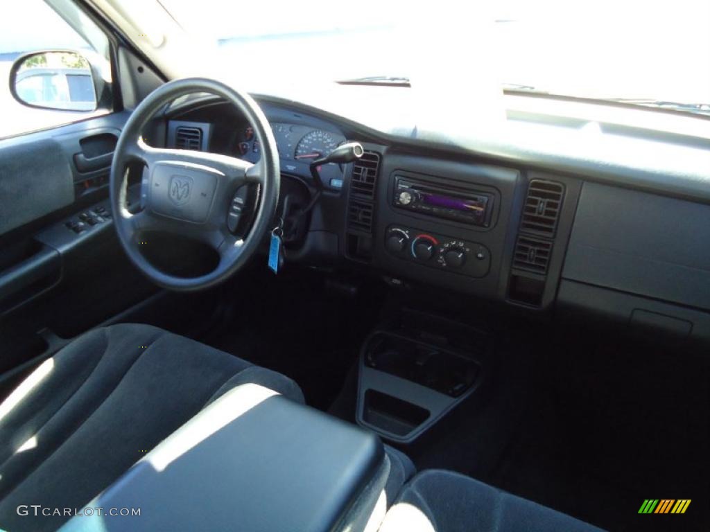 2003 Dakota Sport Quad Cab - Atlantic Blue Pearlcoat / Dark Slate Gray photo #16