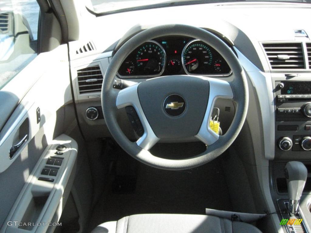 2011 Chevrolet Traverse LS Dark Gray/Light Gray Steering Wheel Photo #39708295