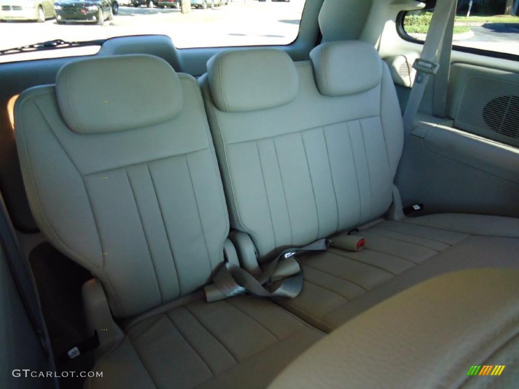 Dark Khaki/Light Graystone Interior 2006 Dodge Grand Caravan SXT Photo #39708827