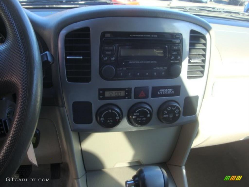 2005 Grand Vitara LX 4WD - Cool Beige Metallic / Beige photo #13