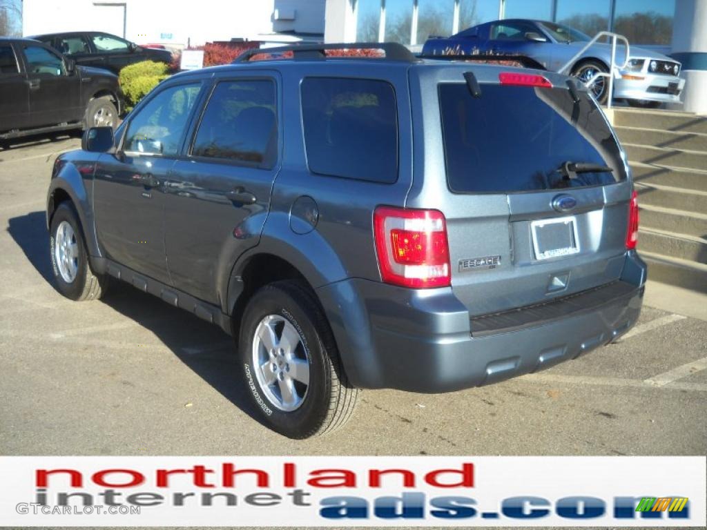 2010 Escape XLT 4WD - Steel Blue Metallic / Charcoal Black photo #8