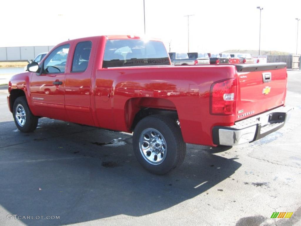 2011 Silverado 1500 LS Extended Cab - Victory Red / Dark Titanium photo #6