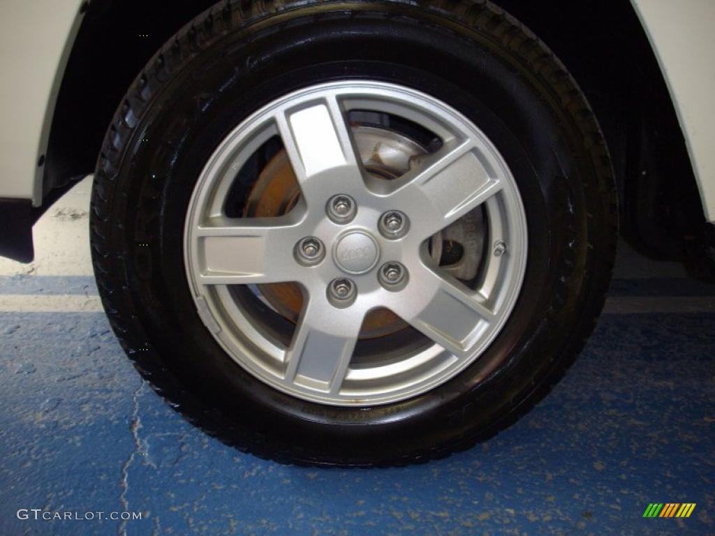 2007 Grand Cherokee Laredo 4x4 - Stone White / Medium Slate Gray photo #13