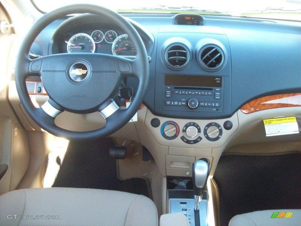 2011 Chevrolet Aveo LT Sedan Neutral Dashboard Photo #39717467