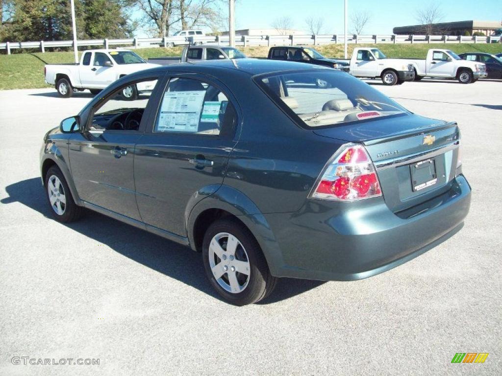 2011 Chevrolet Aveo LT Sedan exterior Photo #39717727