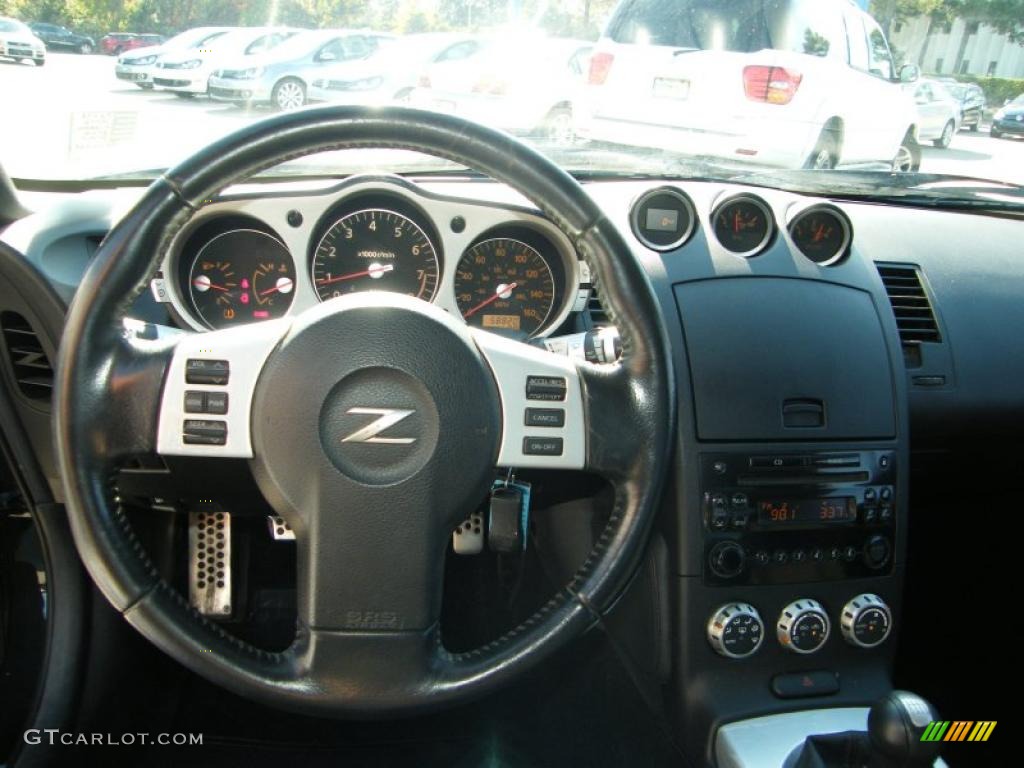 2006 Nissan 350Z Coupe Carbon Black Dashboard Photo #39718823