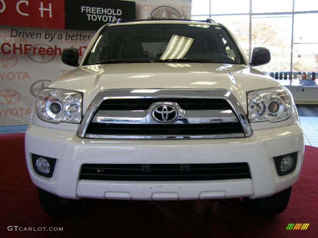 2008 4Runner SR5 4x4 - Natural White / Stone Gray photo #2