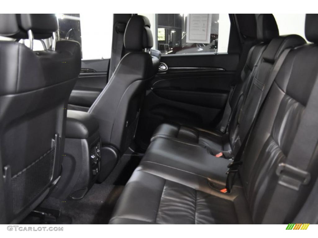 Black Interior 2011 Jeep Grand Cherokee Laredo X Package Photo #39724723
