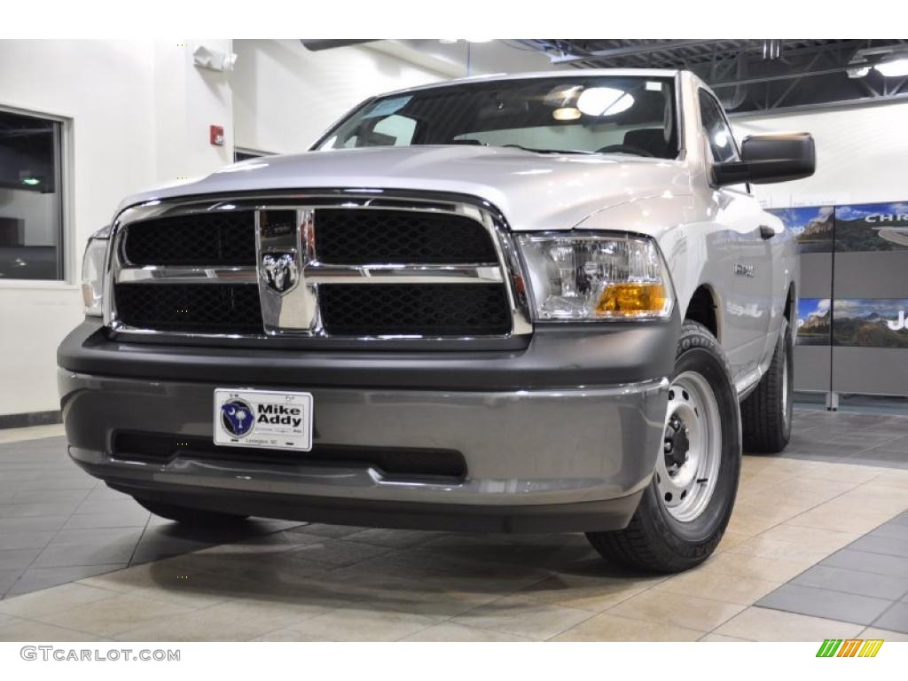 2011 Ram 1500 ST Regular Cab - Bright Silver Metallic / Dark Slate Gray/Medium Graystone photo #2