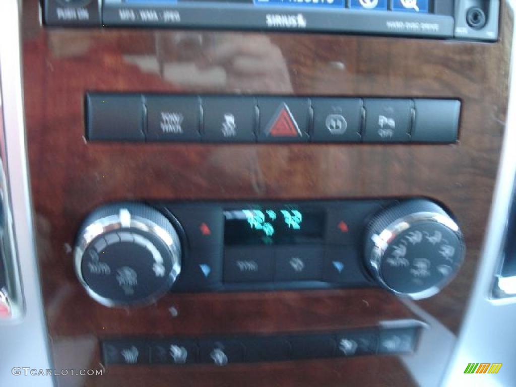 2011 Ram 1500 Laramie Crew Cab 4x4 - Brilliant Black Crystal Pearl / Light Pebble Beige/Bark Brown photo #24
