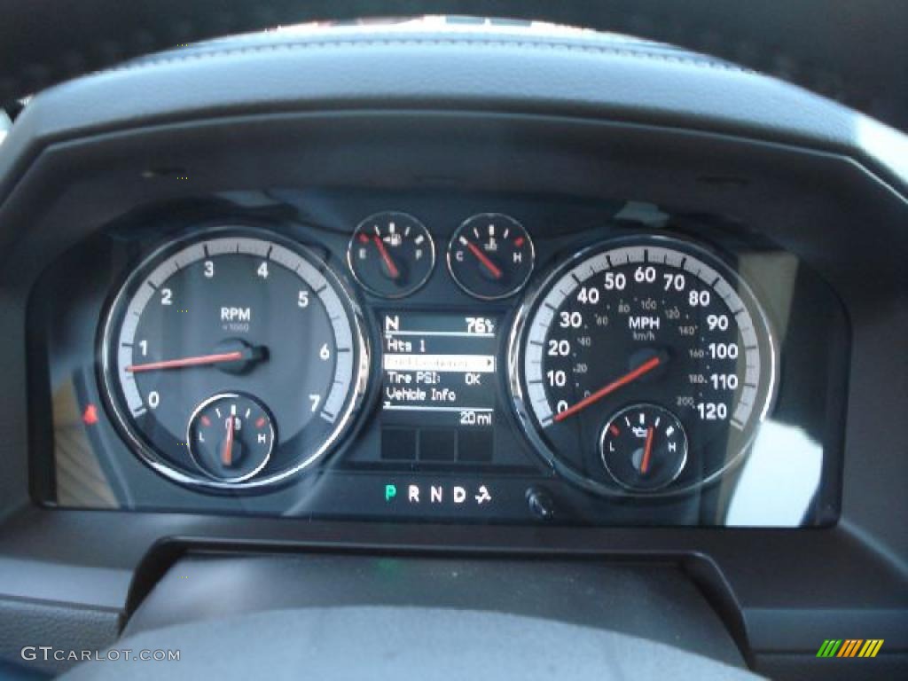 2011 Ram 1500 Laramie Crew Cab 4x4 - Brilliant Black Crystal Pearl / Light Pebble Beige/Bark Brown photo #28