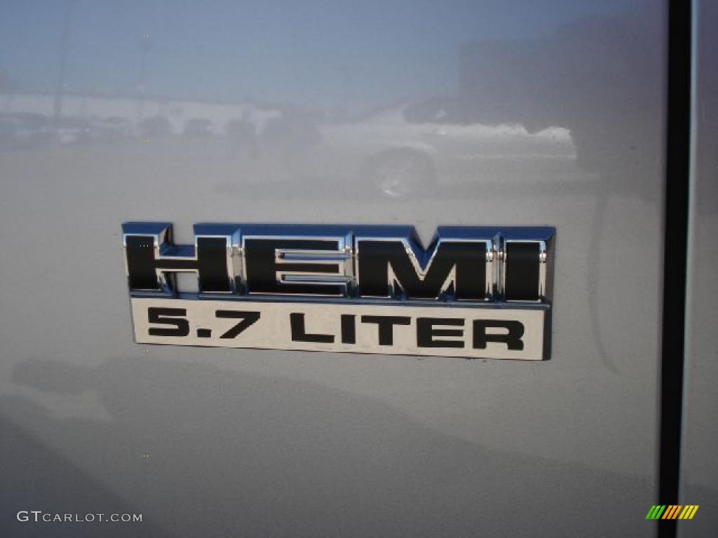 2011 Ram 1500 ST Crew Cab 4x4 - Bright Silver Metallic / Dark Slate Gray/Medium Graystone photo #17