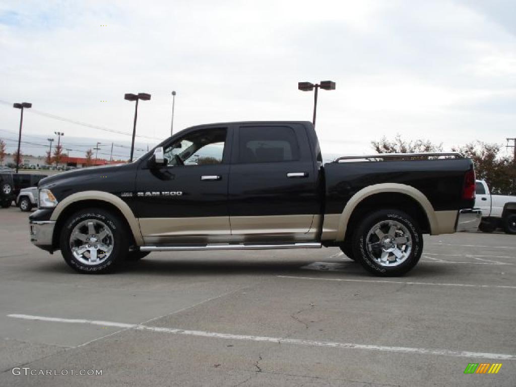 2011 Ram 1500 Laramie Crew Cab 4x4 - Brilliant Black Crystal Pearl / Light Pebble Beige/Bark Brown photo #6