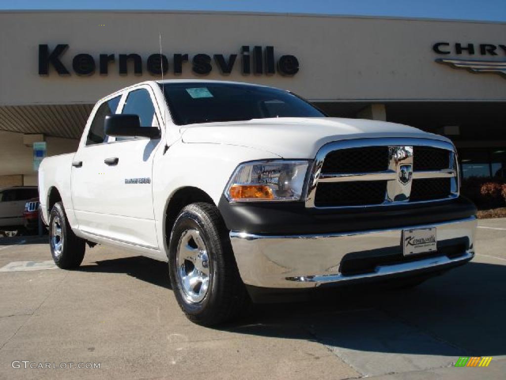 2011 Ram 1500 ST Crew Cab - Bright White / Dark Slate Gray/Medium Graystone photo #1