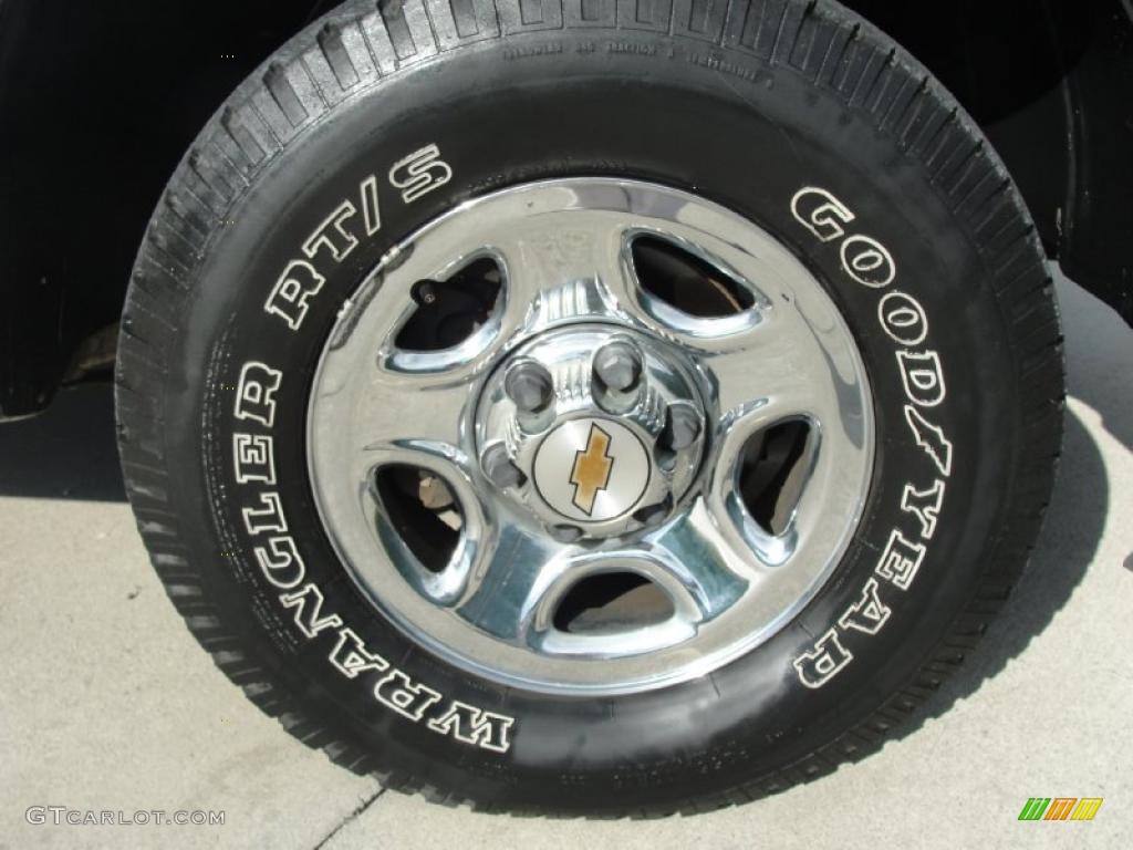 2002 Chevrolet Silverado 1500 Work Truck Regular Cab Wheel Photo #39727727