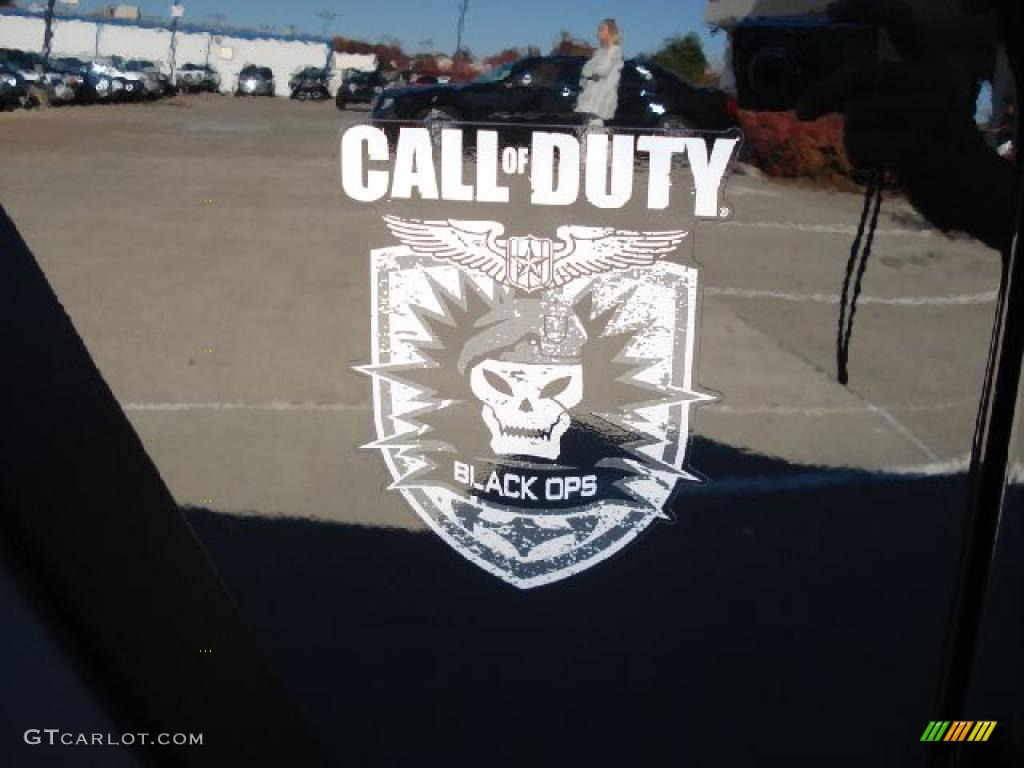 2011 Jeep Wrangler Unlimited Call of Duty: Black Ops Edition 4x4 Marks and Logos Photo #39728003